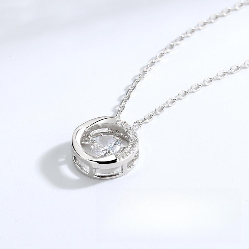 Necklace Women's Year Trendy Niche Ins Design Light Luxury Beating Heart Clavicle Chain Pendant