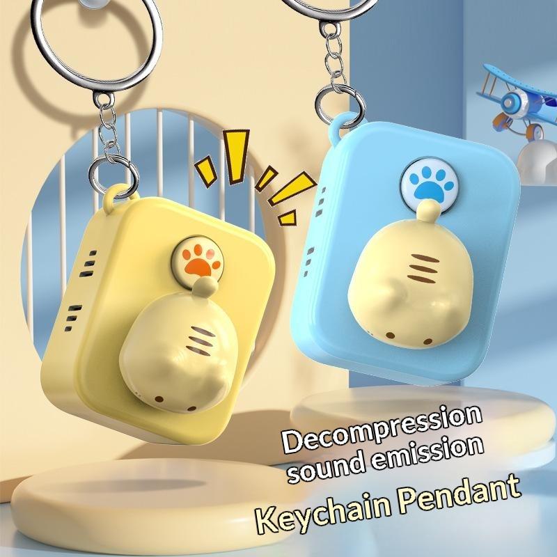Cute Kawaii Cat Fidget Keychain Stress Relief Toy with Pressable Paw Playful Sound for Bag Decor Small Gifts