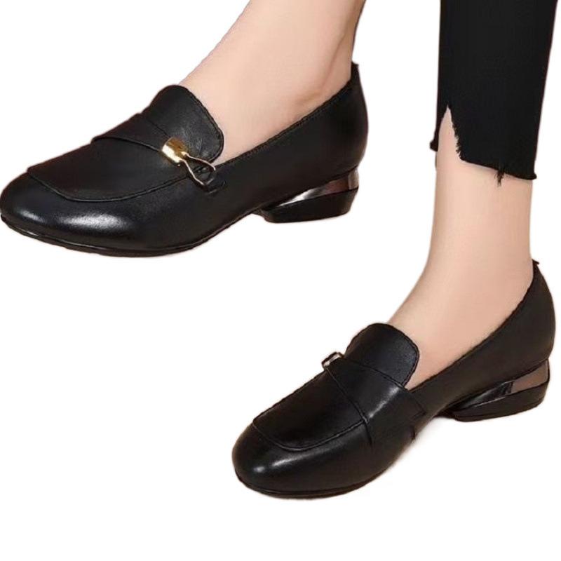 2025 nowe wiosenne okrągłe małe skórzane buty damskie w stylu brytyjskim damskie buty wiosenne i jesienne miękkie skórzane płaskie pojedyncze buty mokasyny