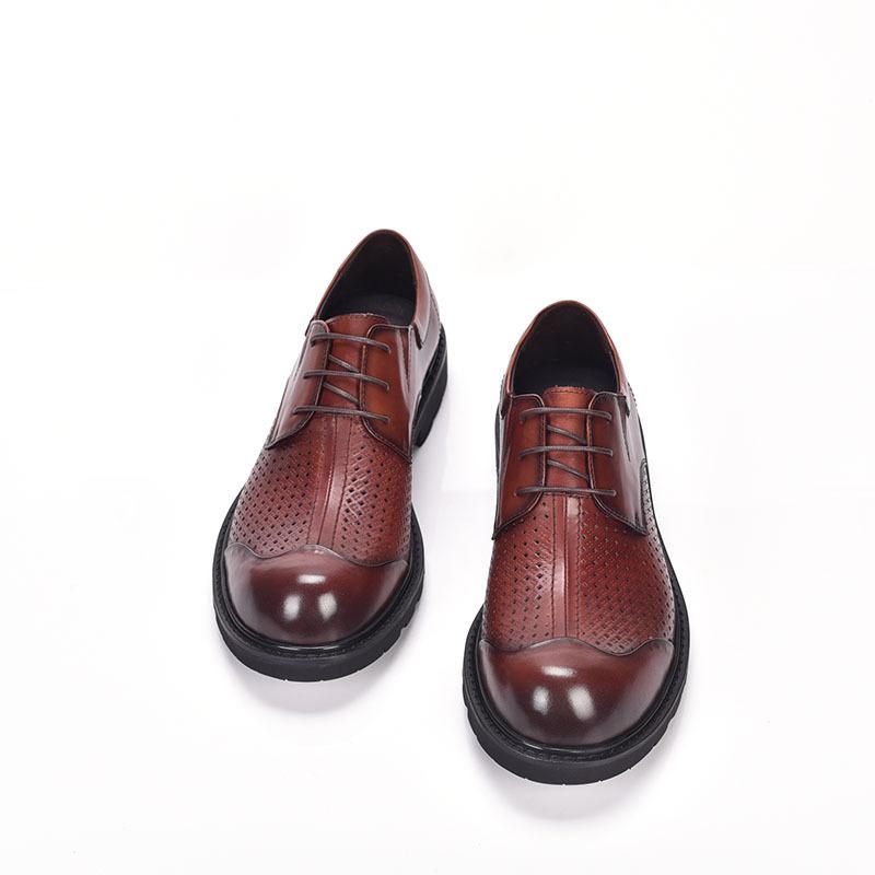 Buty z dużą główką Męskie ażurowe skórzane buty Modne wszechstronne buty biznesowe na grubej podeszwie Oddychające buty z okrągłą główką z dziurkami Sandały męskie