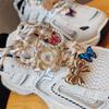 12 st Färgglada Fjärils Skosnören Berlocker för Sneakers Dekorationer Pärla Guld Kärlek Sko Berlock Set DIY Sko Tillbehör
