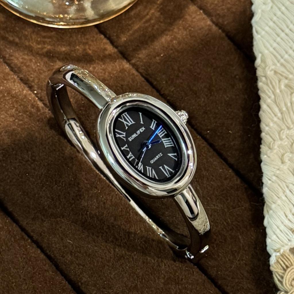 Watch Women's Bath Bracelet Watch Roman Scale High-end Temperament Versatile Quartz Watch