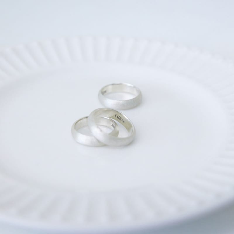 fillow glitter round ring