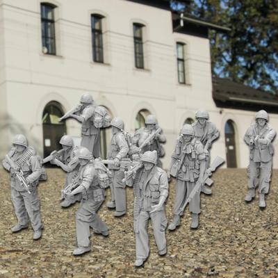 10x Modelle Diorama Layout 1:35 Ungemalte Männer Spielset Spielzeug Miniaturfiguren für Szene