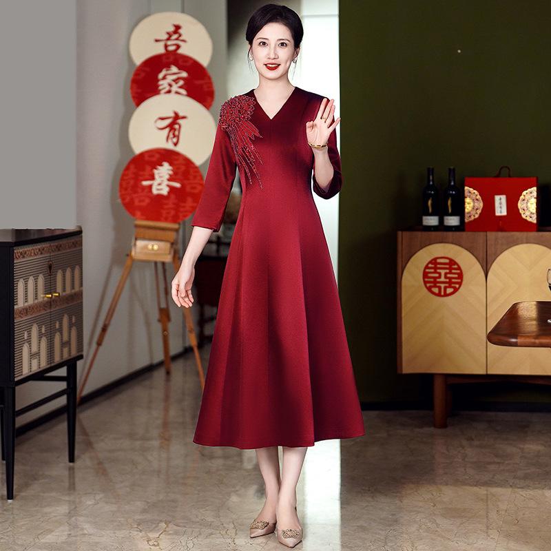 Весеннее свадебное платье для матери благородное и усовершенствованное ципао легкое свадебное платье для тещи M