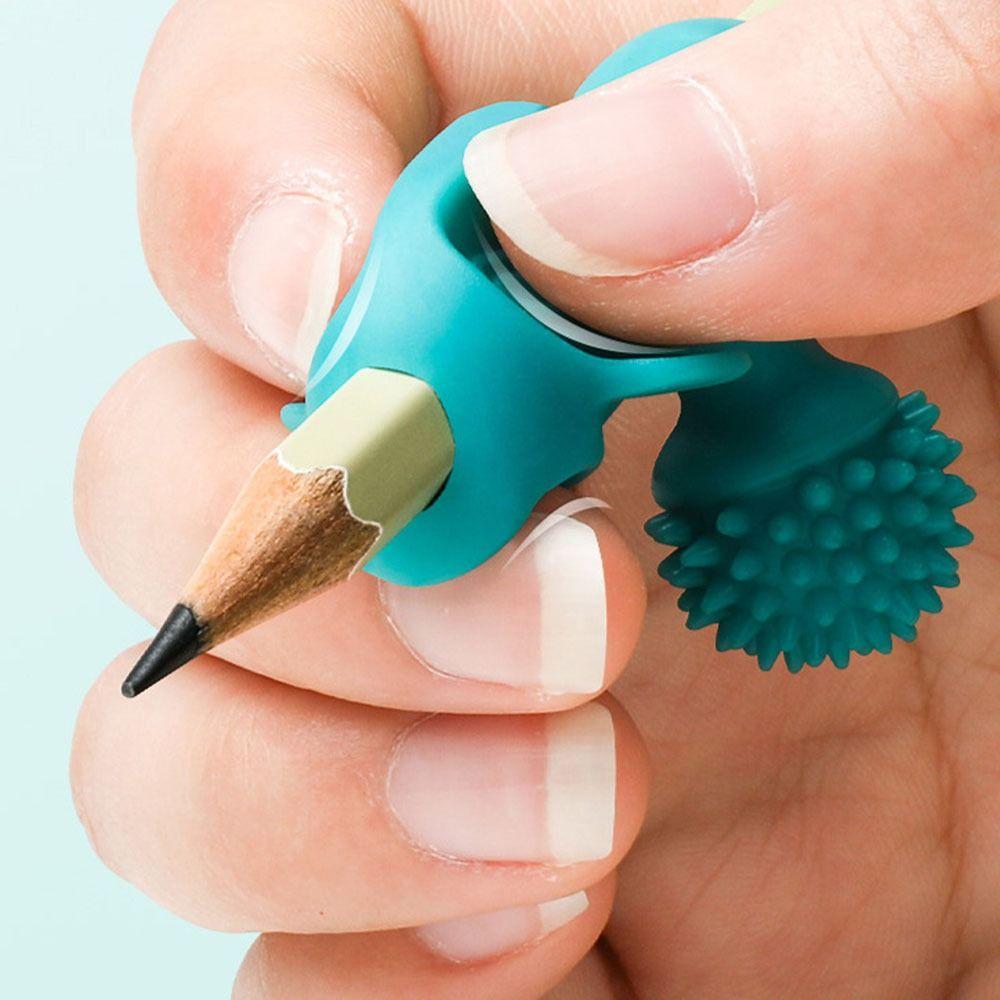 4 pcs Writing AIDS Learning Practice Pen Holder Handwriting Assisted Holding Pen Children
