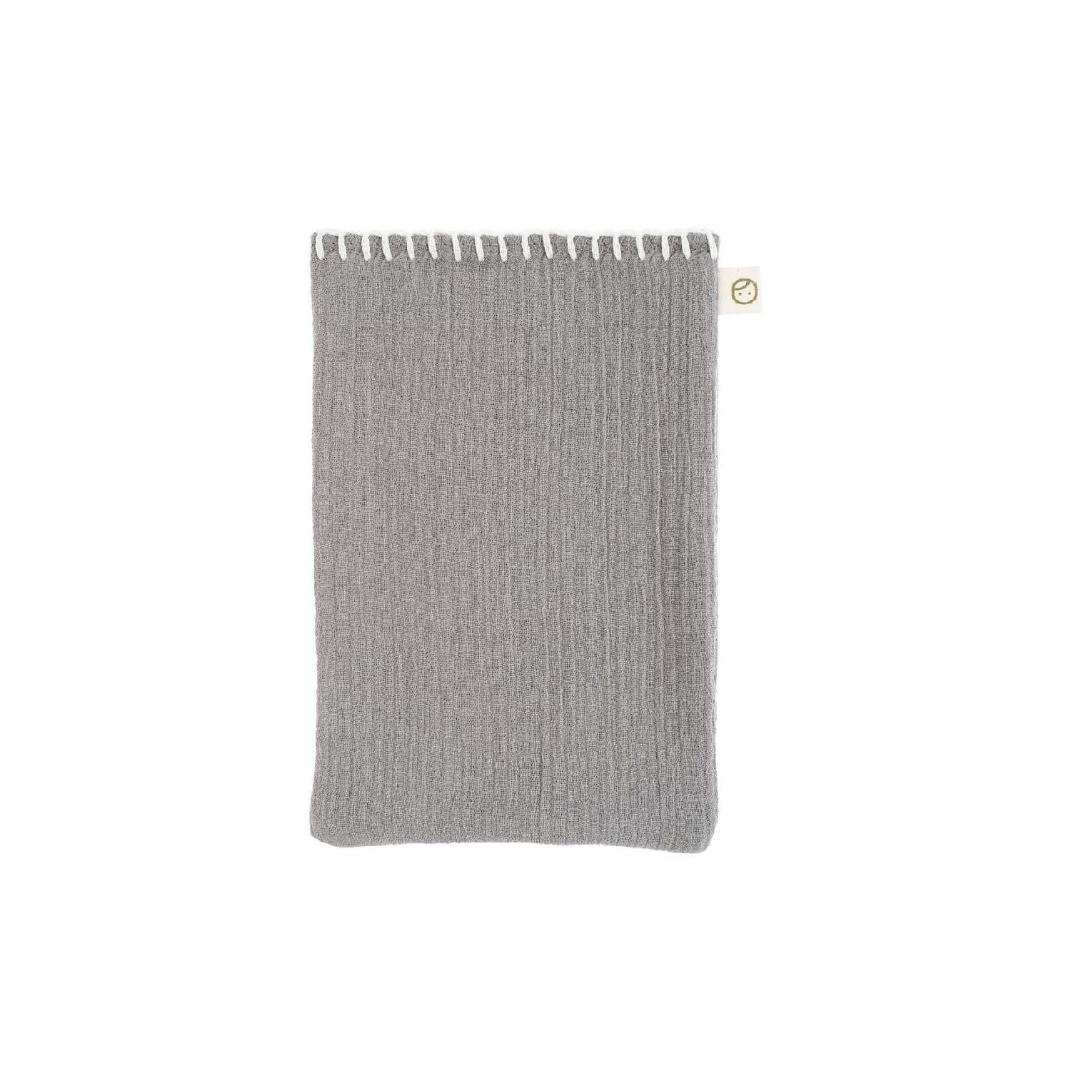 

Муслиновые детские перчатки для купания серого цвета из органического хлопка