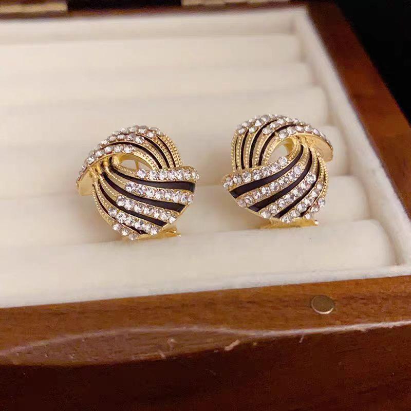 1 Pair Twisted Black Enamel Post Earrings For Women Fashion Jewelry Elegant Trendy Vinatge Daily Accessories
