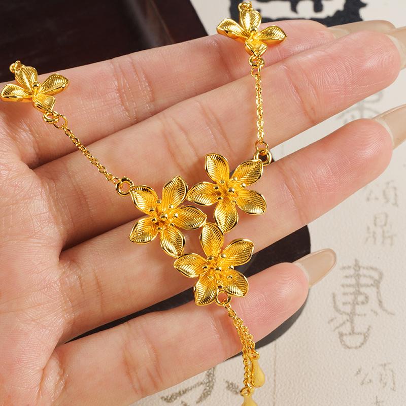 Brushed Five-leaf Flower Tassel Women's Retro Design Flower Tassel Necklace Pendant