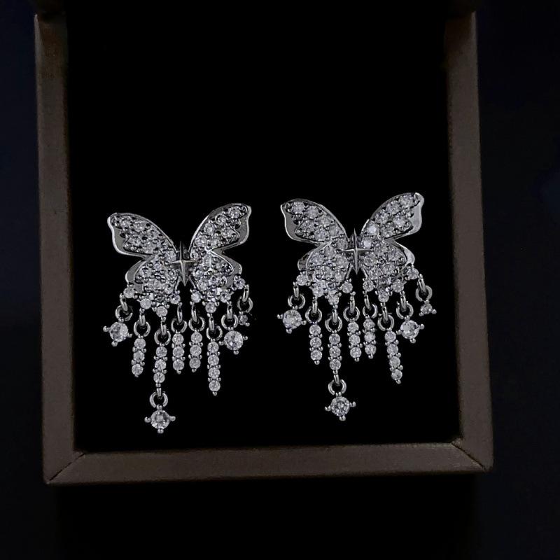 Diamond Butterfly Tassel Earrings: Luxe, Non-fading Ear Jewelry for Women with Elegant Design and Fairy-like Charm.