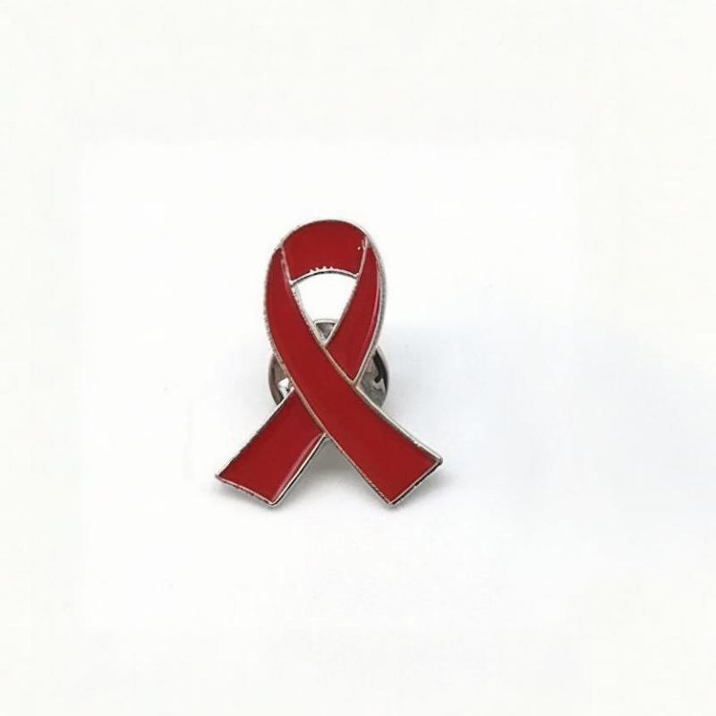 Heart-shaped Red Ribbon Logo AIDS Badge Brooch for Women Brooches Pin Badges Alloy Backpack Icons Girls Jewelry Gift