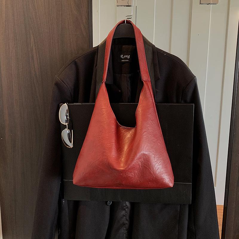 Premium texture large-capacity bag women's 2025 autumn and winter new Maillard relaxation casual shoulder tote bag