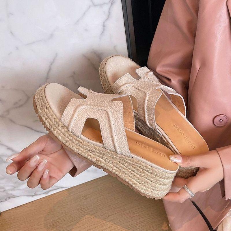 In the Summer of 2025, the New Fashionable and Versatile Thick-bottomed Wedge Slippers for Women To Wear with Skirts To Increase the Height of One-wor