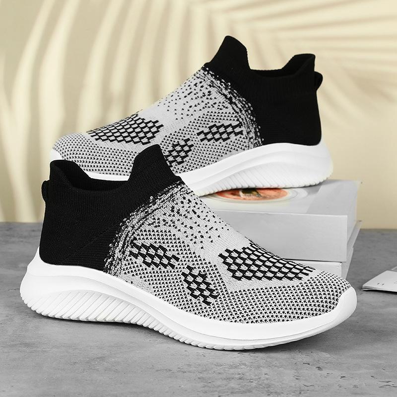Autumn New Casual Shoes, Fly-woven Sneakers, Men's Foot-covering and Light Running Shoes