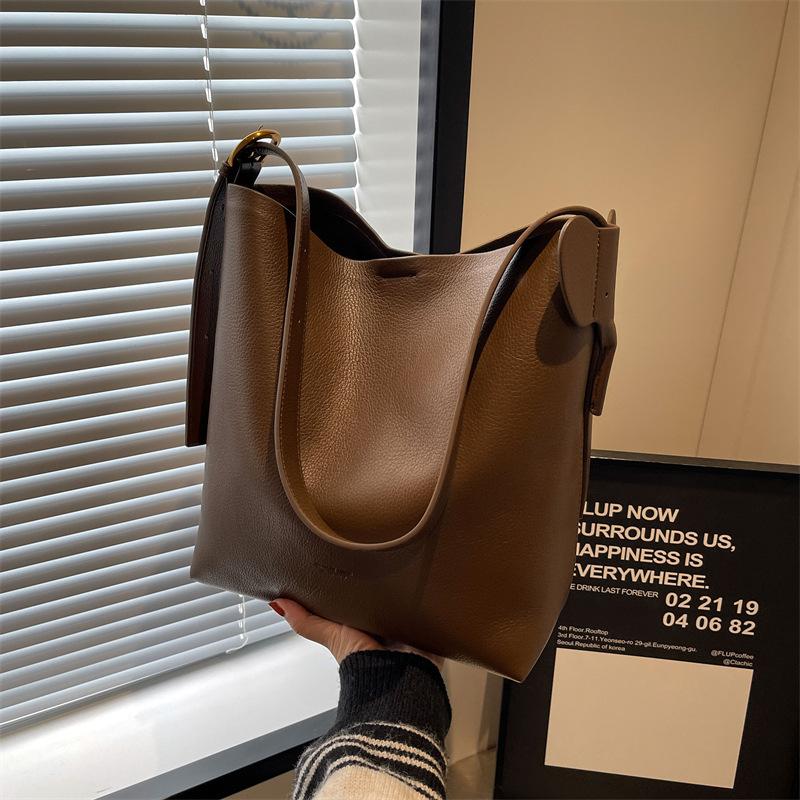 Large Capacity Bag Fashionable Shoulder Bag New Messenger Bag Casual Bag