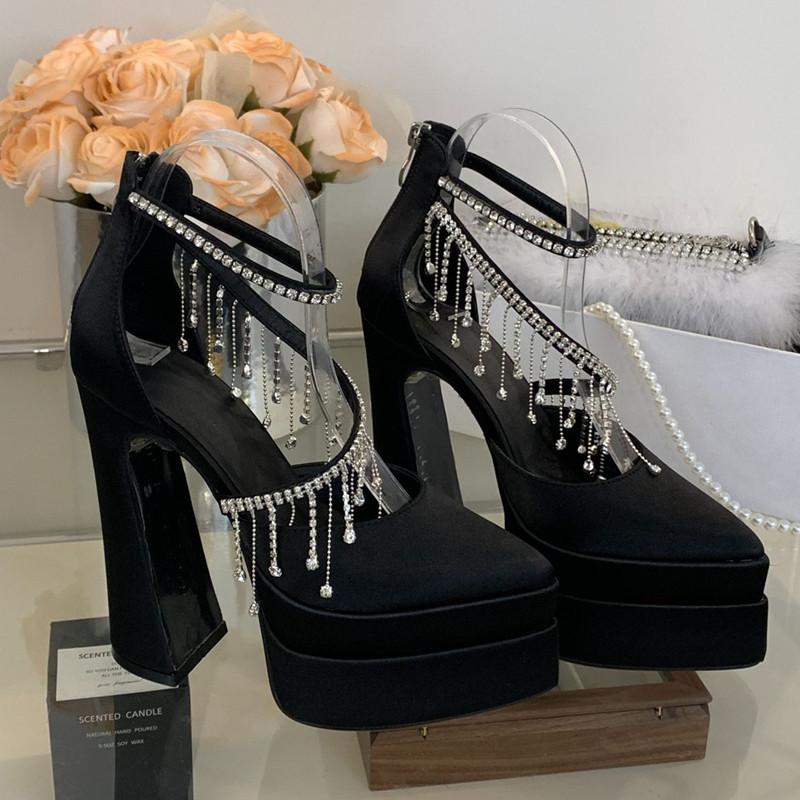 

Модные Роскошные Туфли-лодочки из Сатина с Кисточками из Стразов для Женщин Элегантный Острый Носок Платформа Танкетка Супер Высокий Каблук Подиумный Стиль Вечерние Туфли для Вечеринки Выпускного 42 чёрный