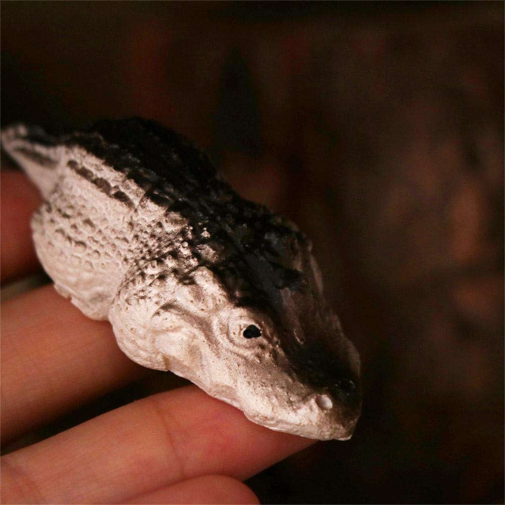 Resin Alligator Crocodile Kung Fu Tea Pet Mini Pet Model Handmade Pet Figurine  Home