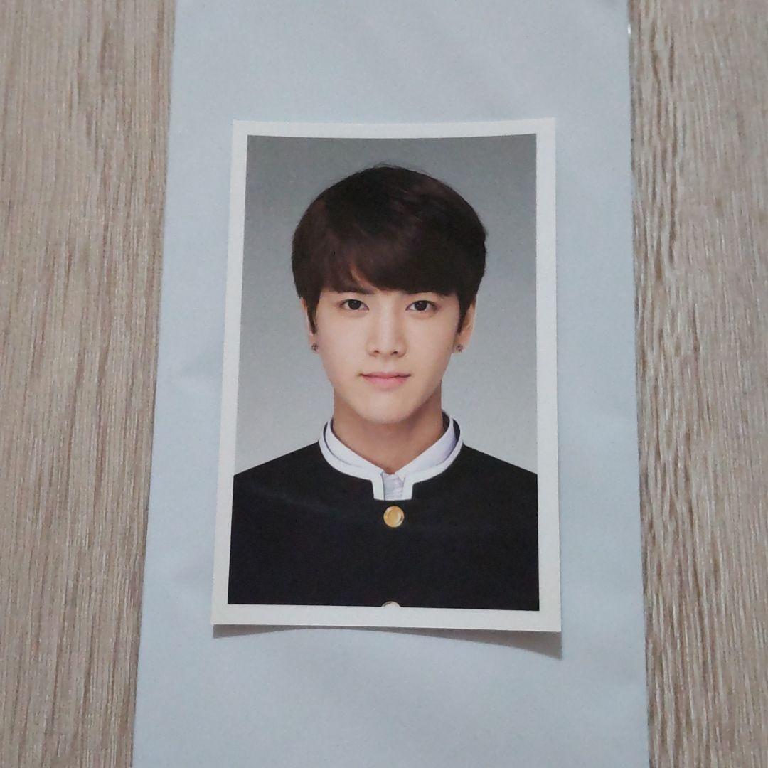 

[Б/У] THE BOYZ SKOOL LOOKS Торговая карточка Ёнхун
