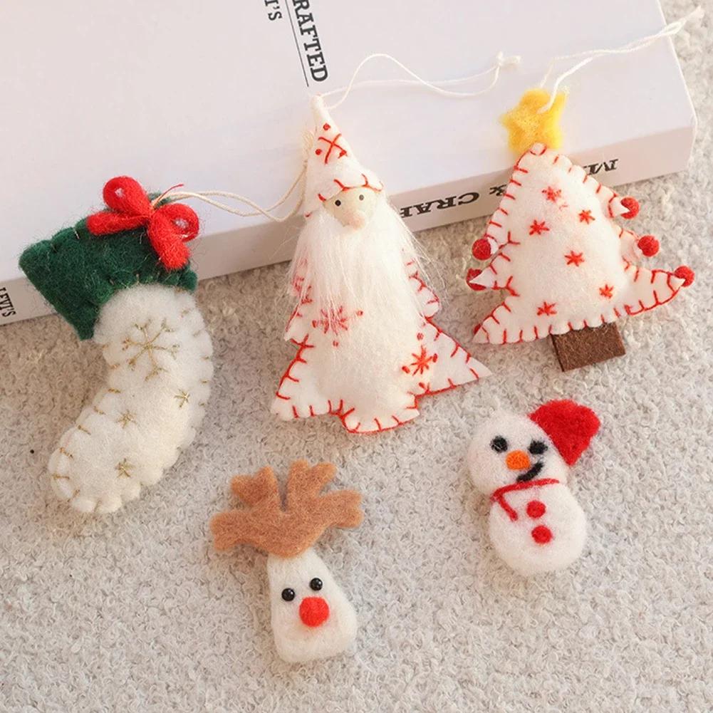 1PCS Cute Wool Felt Christmas Pendants DIY Handmade Snowmen & Trees Party Decor & Christmas Gifts Multiple Styles