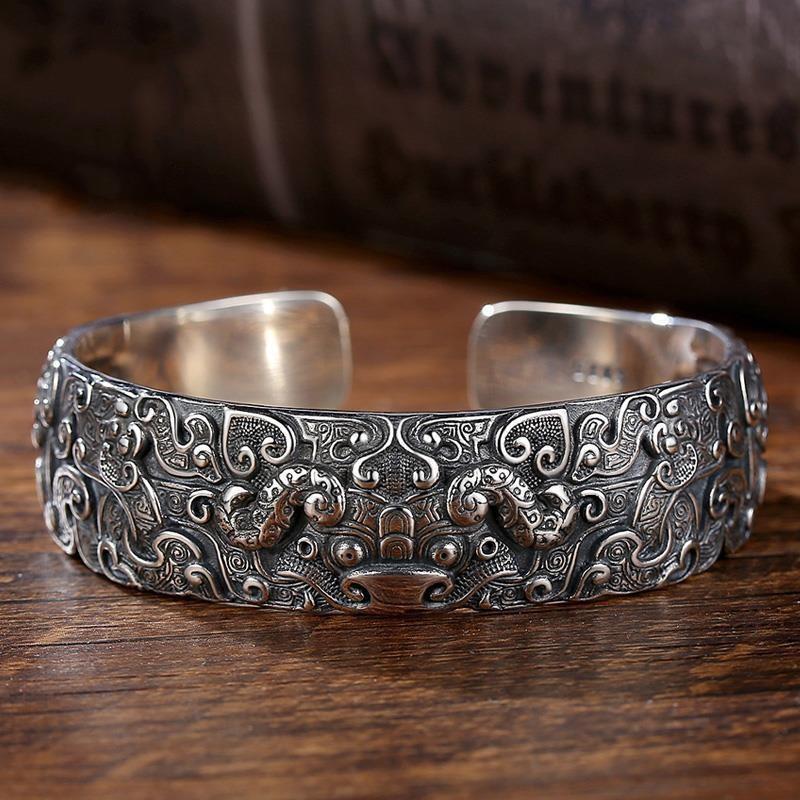 High End Kuiniu Bracelet for Men, Gluttonous Beast Face Pattern, Horned Dragon Silver Bracelet, Retro and Powerful New Style