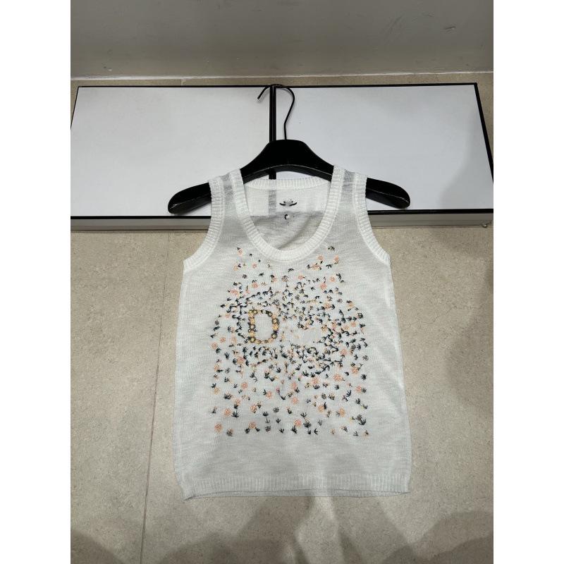 D Brand European Floral Knit Vest: Slim-Fit Round Neck Top