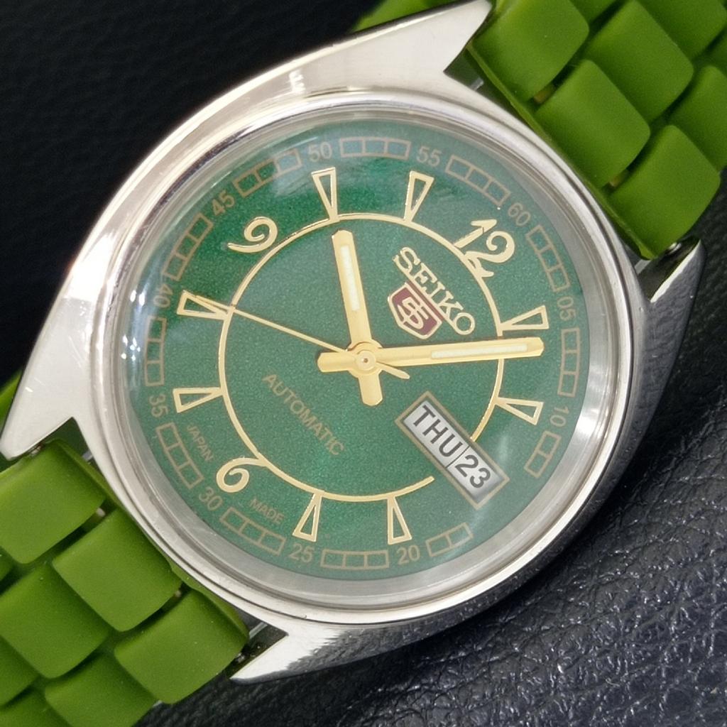 

JAPAN VINTAGE SEIKO 5 AUTOMATIC 6349A MENS GREEN COLOR DIAL WATCH a702330-5 R124-a702330