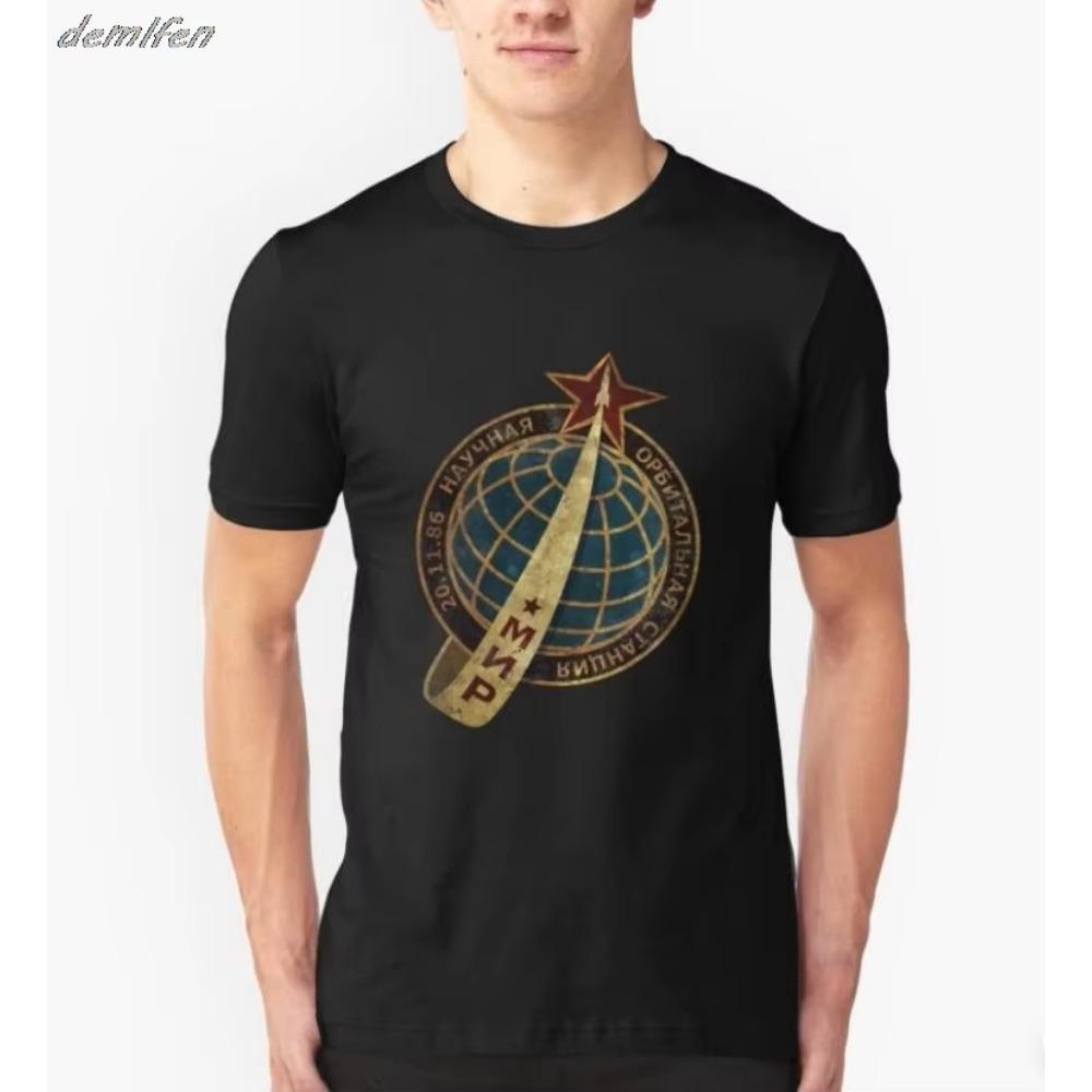 Russia CCCP Yuri Gagarin T-Shirt USSR Summer Cotton Short Sleeve O-Neck Men's T Shirt Family Soviet Cosmonaut 1961 T-shirt S-3XL