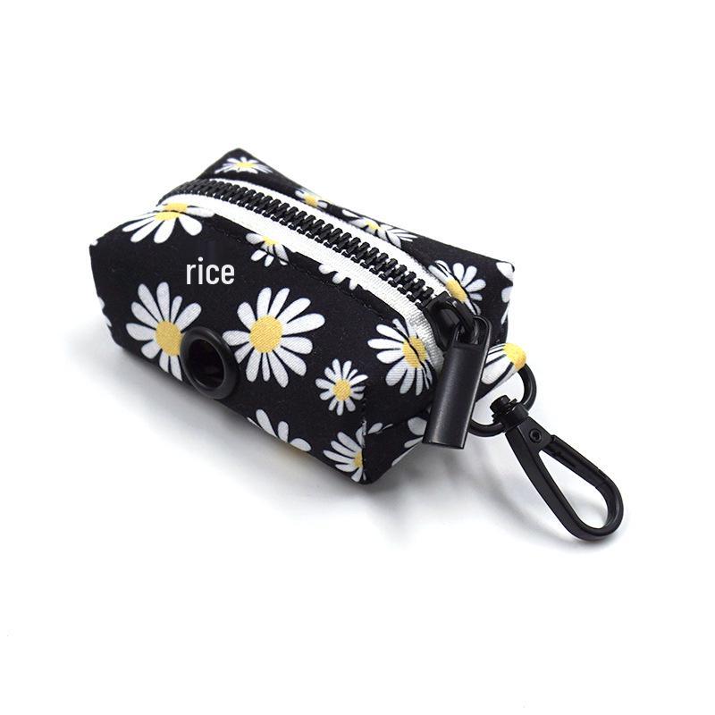Mihaha Boss Daisy Print Dog Poop Bags - New INS Style Outdoor Trash Solution One Size: 9*6*4.5cm