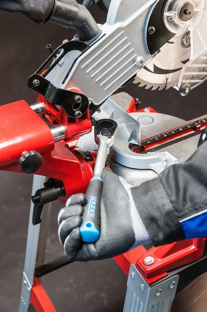 HAZET 916HP HiPer Ratchet Operating 1000 Nm Max Chrome Vanadium Precision Perfect for Working in Tight Automotive Mechanics Made in Germany Handle,