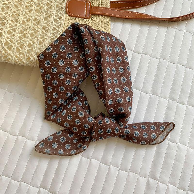 New temperament advanced sense neck cotton and linen silk scarf women's Korean lazy style versatile brown series small square scarf