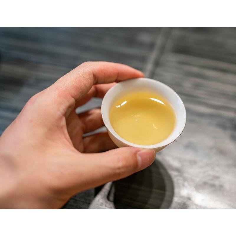 357g Iceland Pu'er Tea Raw Tea Yunnan Ancient Tree Tea Organic Healthy Tea Cake