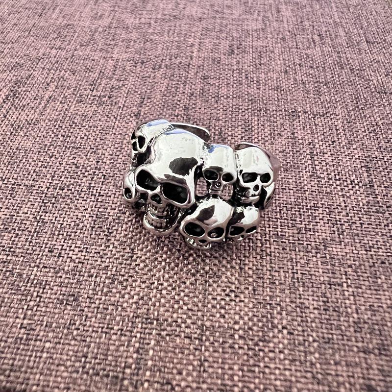 Dark Series Retro Schädel Fünf-Klauen-Ring - Cooles Hip-Hop Streetstyle Accessoire