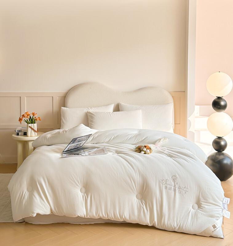 Fangwang Silkworm Protein Antibacterial Quilt