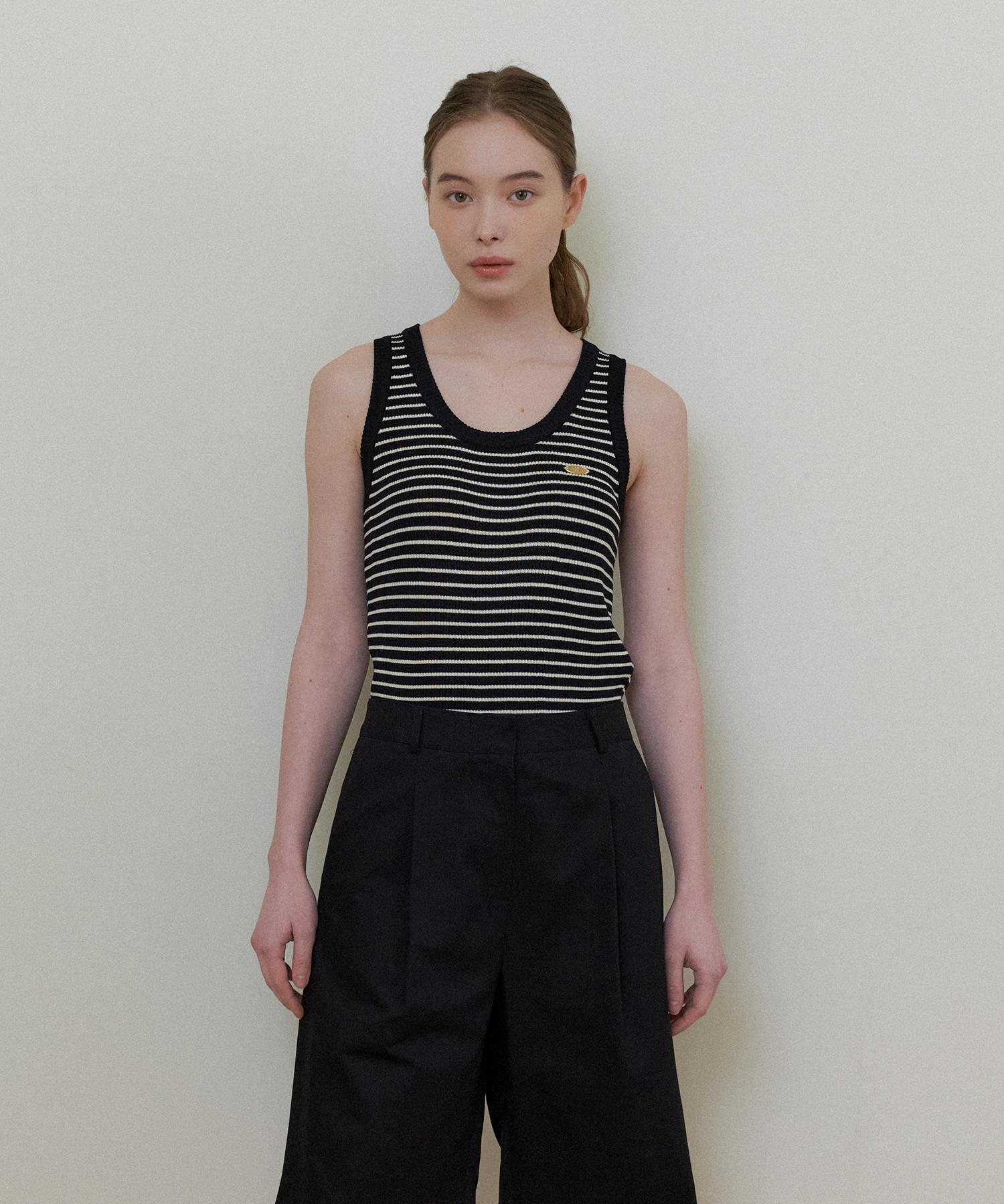 The Penny Stripe Sleeveless Knit - Black Black/Free