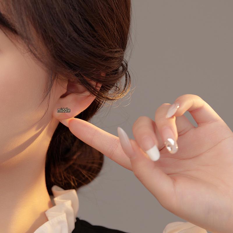 S925 Korean Silver Zircon Cross Earrings - Single Diamond, Personal and Simple Design