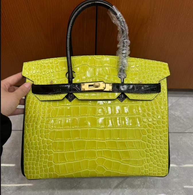 

Новое поступление Натуральная кожа Желтая коровья кожа Нить Коровья кожа Сумка Сумка Женская 2025 Новое поступление Модная Сотня стилей 30 жёлтый/чёрный