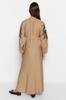 Damenmode Neues Hijab-Kleid Beige Gürtel Stickerei Detailliertes Weites Muster Webstoff Leinenoptik Kleid