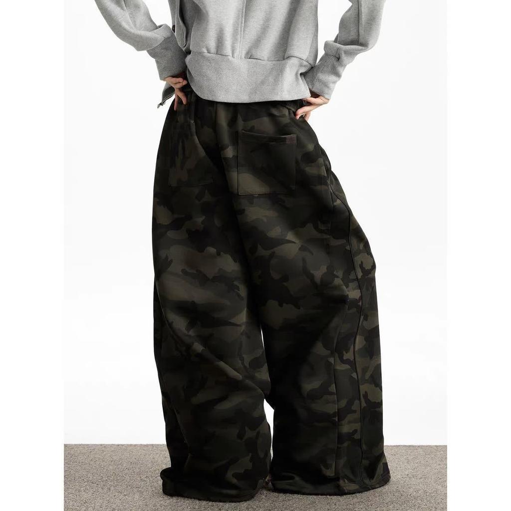 Dam Vintage Kamouflage Vida Jeans - Ny Lös Passform, Smickrande Raka Ben, Golvlånga