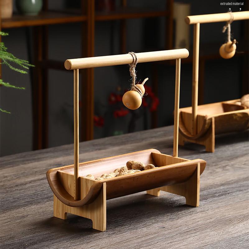 Pabei Chinese Vintage Bamboo Fruit Basket with Gourd Charm