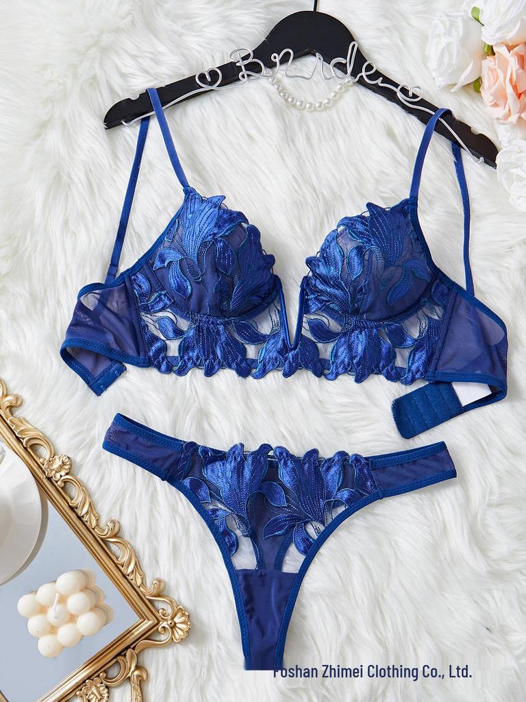 European & American Deep V Embroidered Lace Lingerie Set: Ultra-Thin Chest Minimizing Bra.