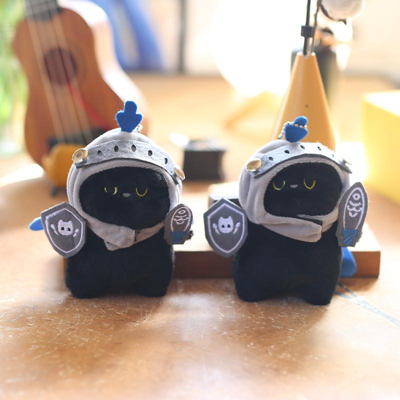 Entzückende Plüsch Schwarze Katze Ritter Schlüsselanhänger Puppe Weiches Spielzeug Mit Niedlichem Zubehör Für Taschen