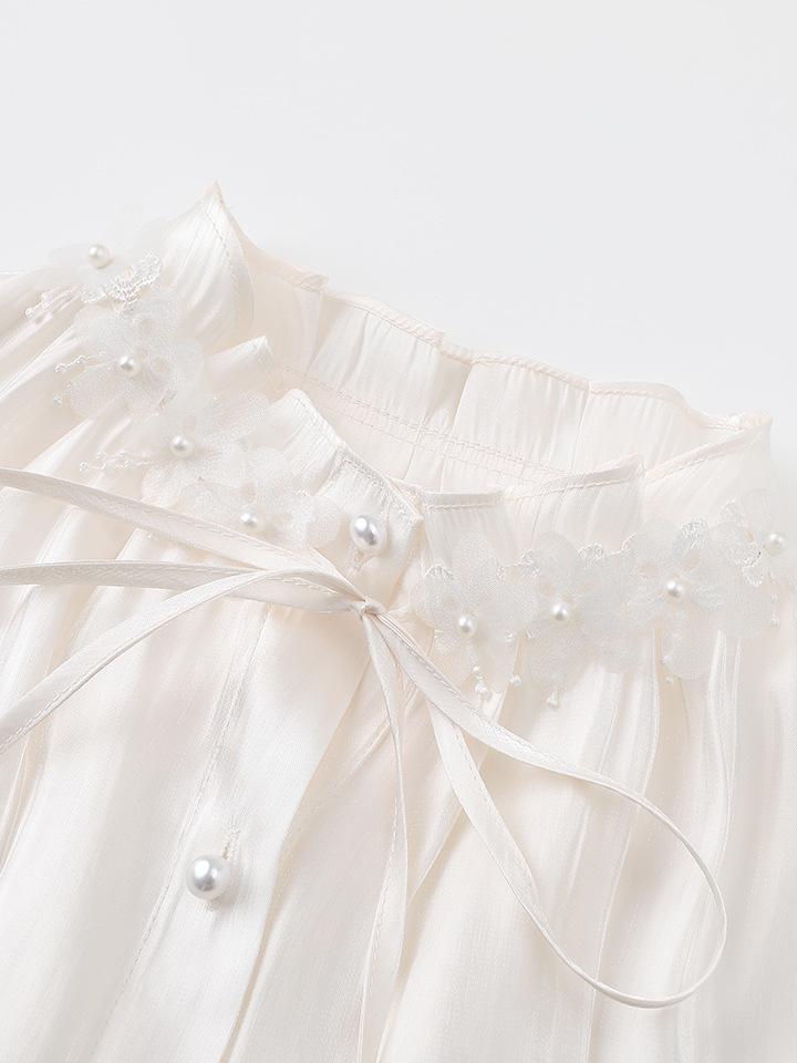 2026 Spring Pearl Flower Bell Sleeve Women's Fragrance French Collar Shirt