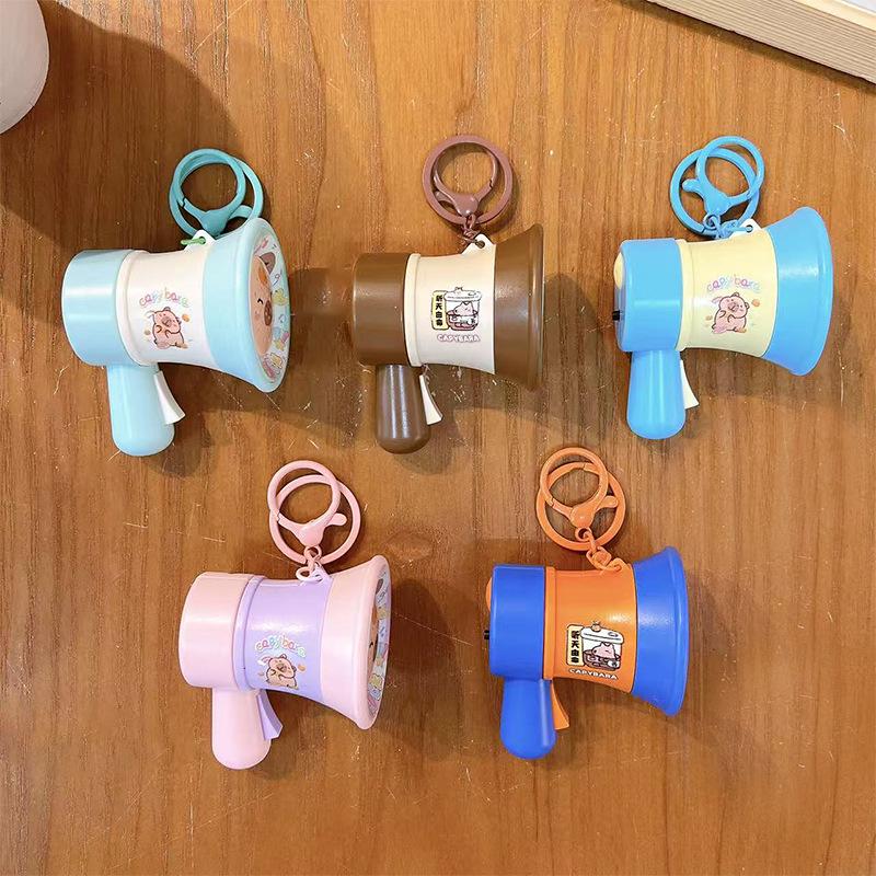 Mini Capybara Speaker Keychain: Cartoon Decompression Toy & Schoolbag Pendant