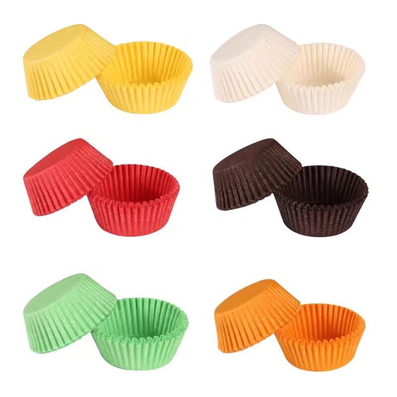 Xitianlong Assorted Plastic Baking Cups & Molds