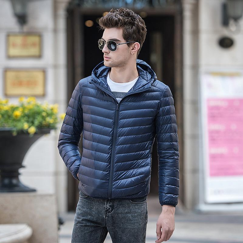 Neue koreanische Version der Daunenjacke, leichte Herren-Kapuzenjacke, groß und kurz