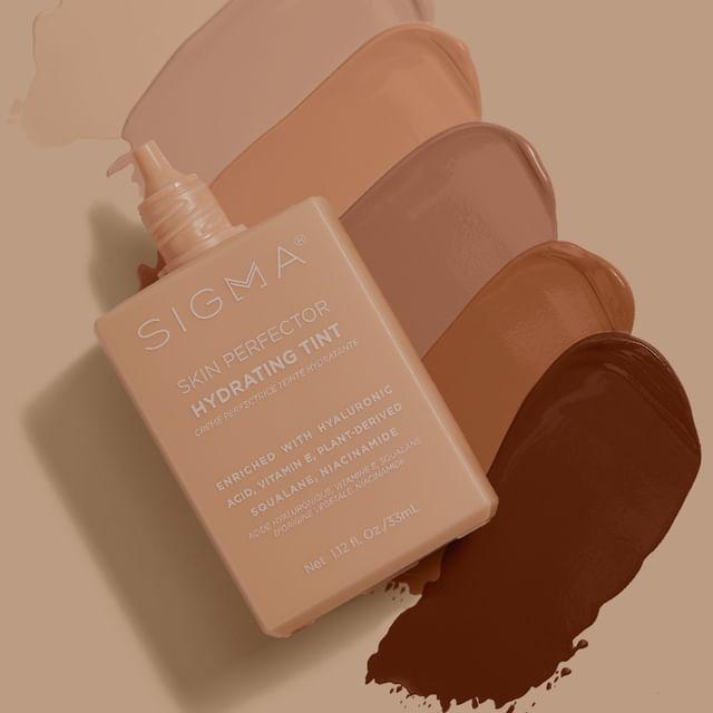 

Sigma Beauty - Skin Perfector Hydrating Tint 4 Medium Beige Tint