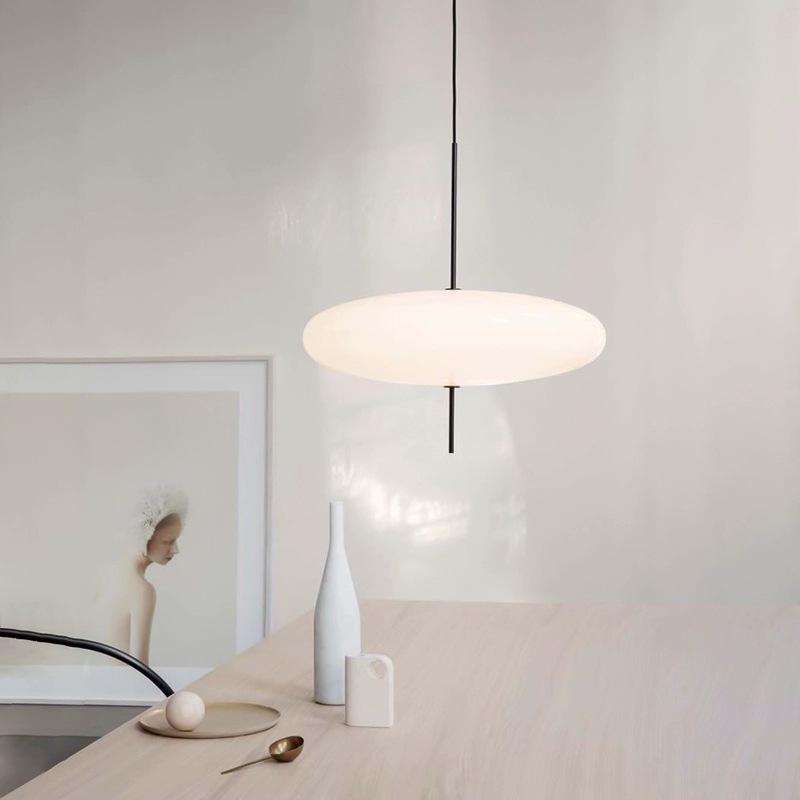 Nordische LED-Pendelleuchte mit fliegender Untertasse, Design-Lampe für Schlafzimmer, Wohnzimmer, Bar, Café, Büro, Innenbereich, einfache dekorative Leuchte für Zuhause