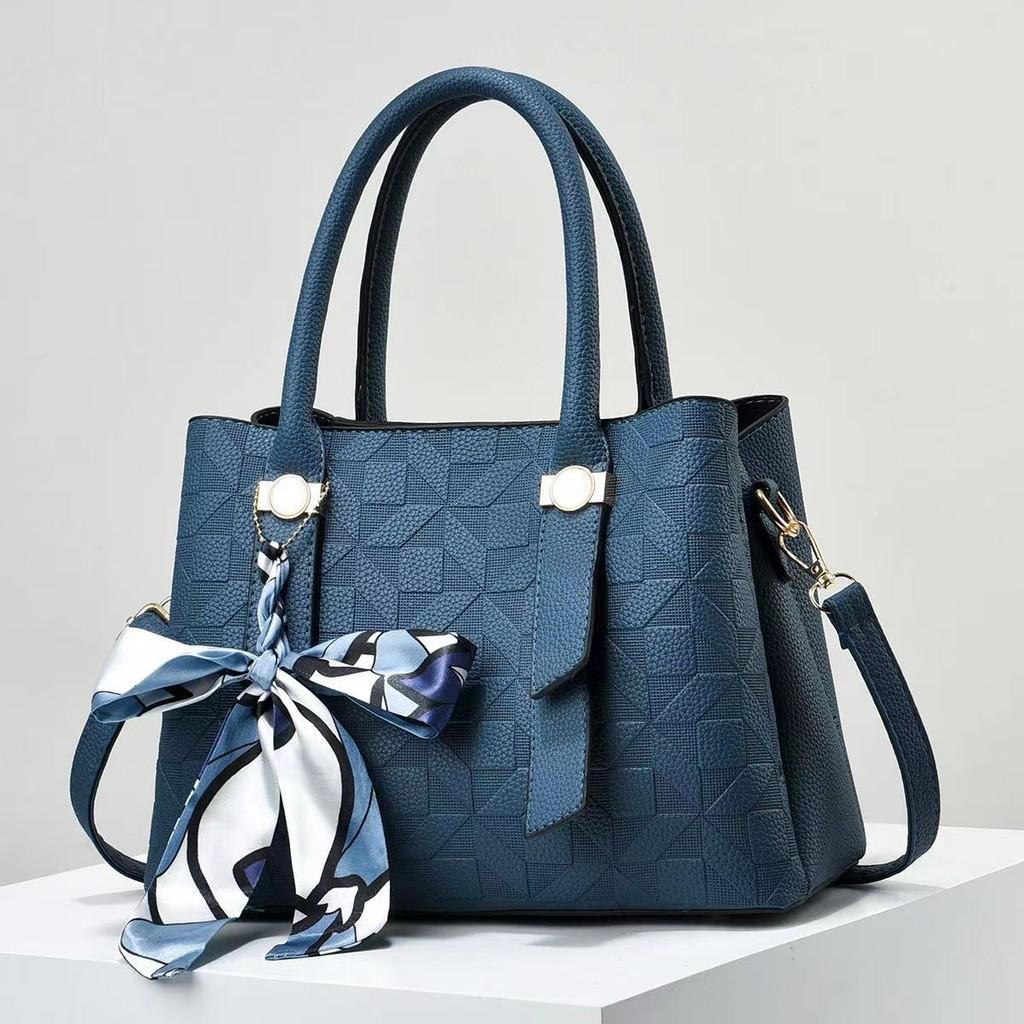 Versatile High-capacity Womens Tote Bag In Multiple Colors Ideal For Everyday Style синий