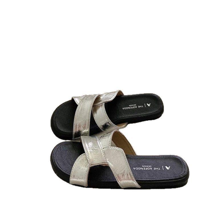 Premium soft-soled crossed slippers women's summer 2025 new outside cool slippers women's seaside beach shoes women's