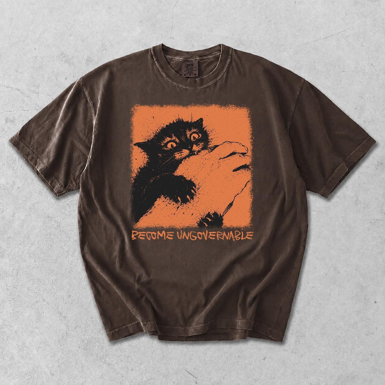 Become Ungovernable Cat Biting Hand Graphic Tee, Vintage Meme Shirt L